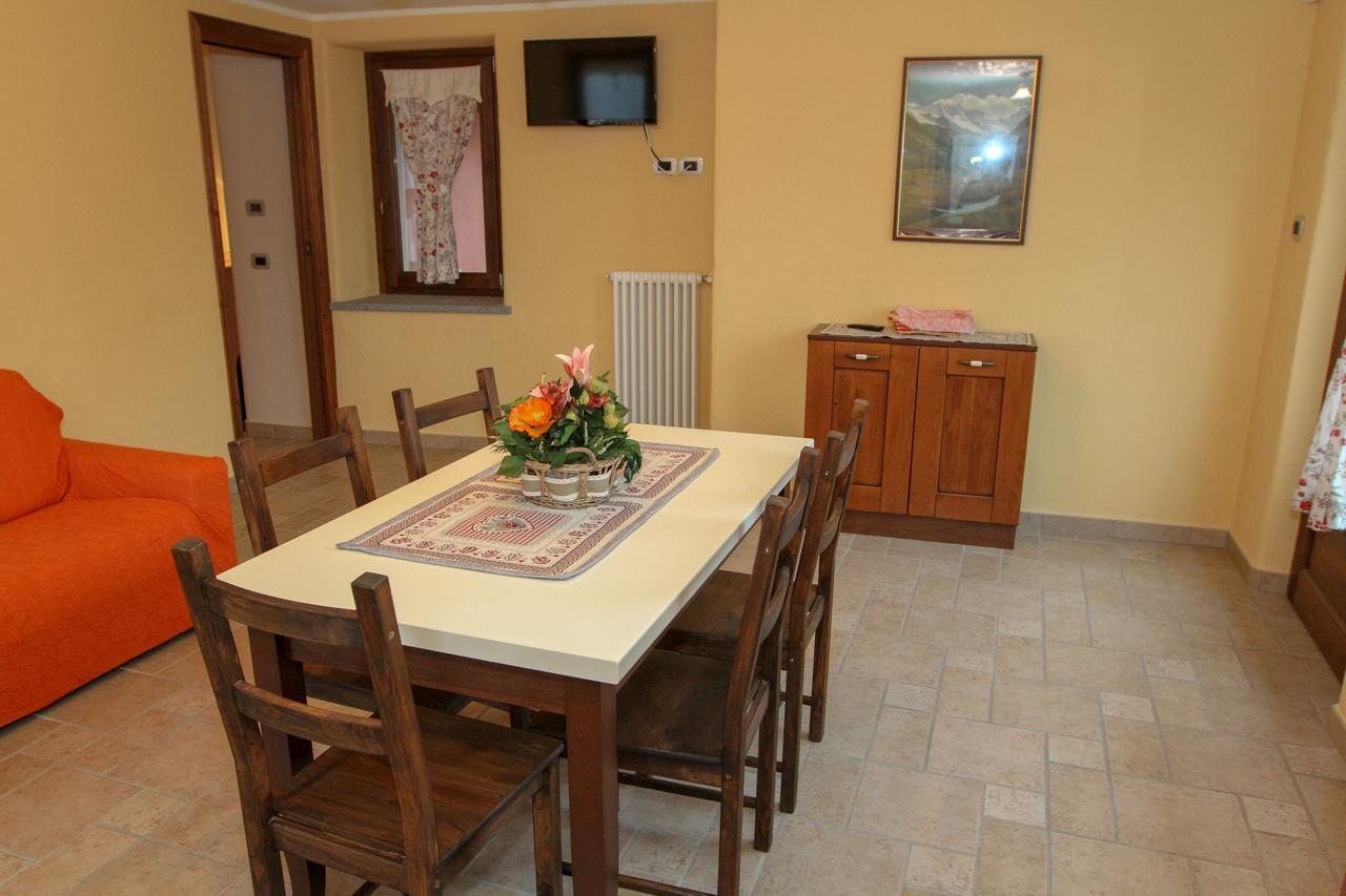 La Maison De Deni Aymavilles Εξωτερικό φωτογραφία