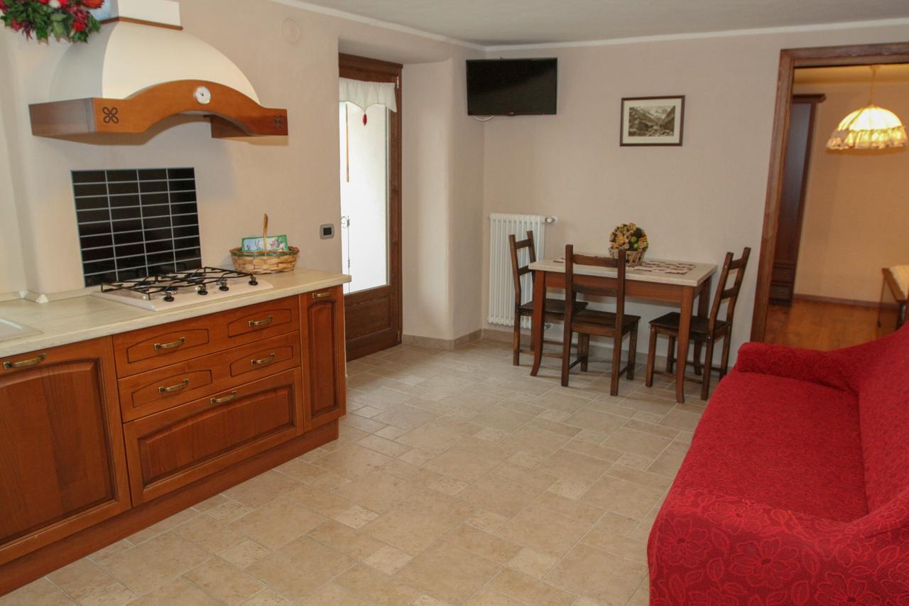La Maison De Deni Aymavilles Εξωτερικό φωτογραφία