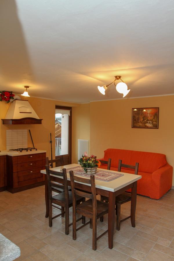 La Maison De Deni Aymavilles Εξωτερικό φωτογραφία