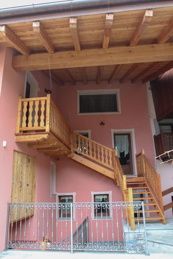 La Maison De Deni Aymavilles Εξωτερικό φωτογραφία